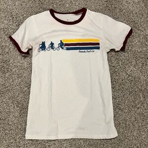Stranger Things tshirt, adult XS
